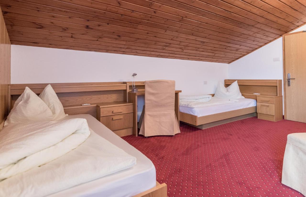 Hotel B&B Feldmessner Brunico Ngoại thất bức ảnh