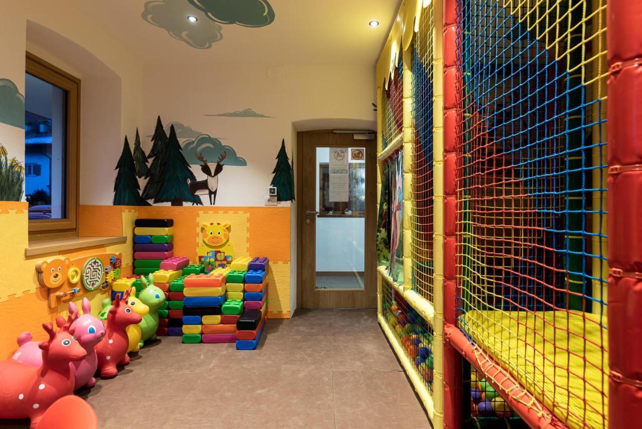 Hotel B&B Feldmessner Brunico Ngoại thất bức ảnh