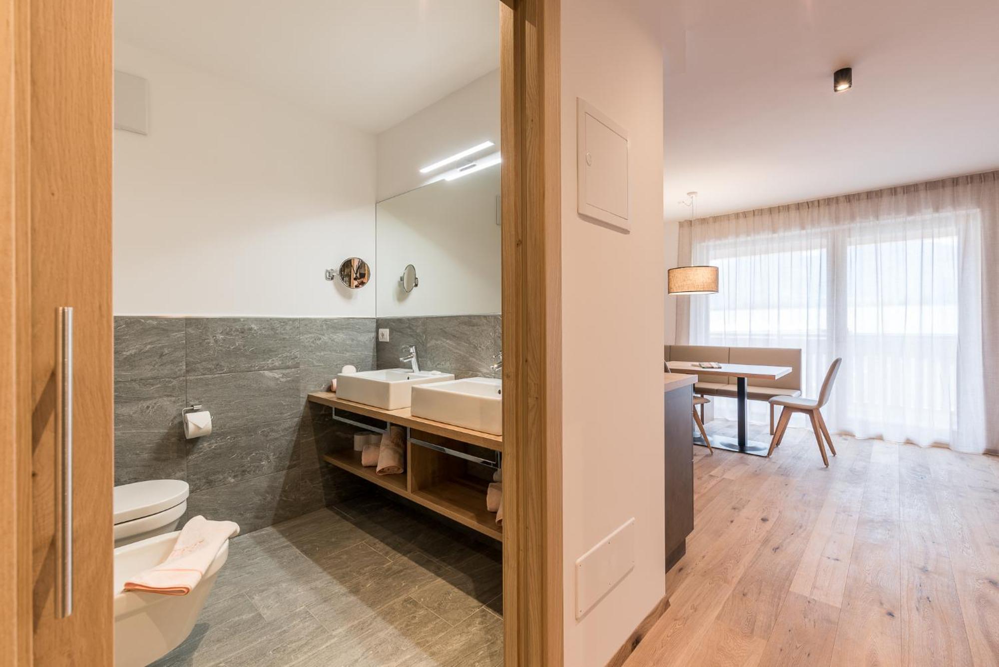 Hotel B&B Feldmessner Brunico Ngoại thất bức ảnh